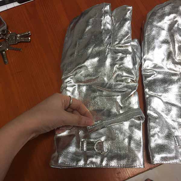 Bộ quần áo tráng bạc KTFS500 Korea