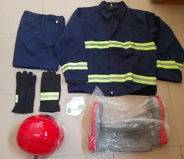 Quần áo chữa cháy theo thông tư 150