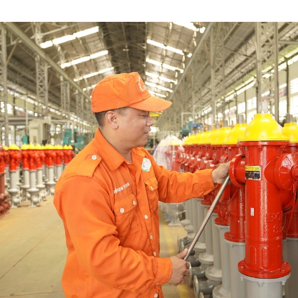 Trụ cứu hỏa 3 cửa bộ quốc phòng